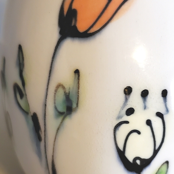 Yellow Floral Pebble Vase by Rachel de Conde - Picture 9 of 10